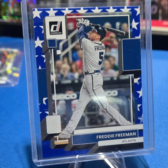 2022 Panini Donruss #129 Freddie Freeman Independence Day - Picture 1 of 2